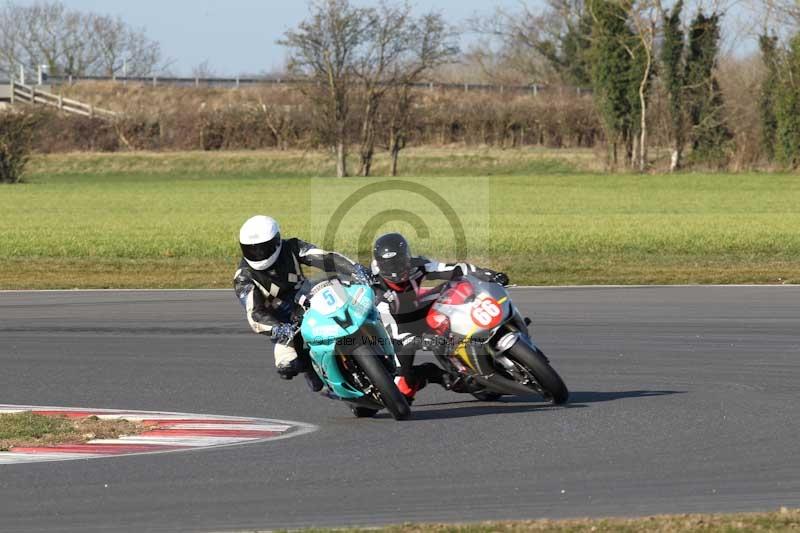 Motorcycle action photographs;Trackday digital images;event digital images;eventdigitalimages;no limits trackday;peter wileman photography;snetterton;snetterton circuit norfolk;snetterton photographs;trackday;trackday photos