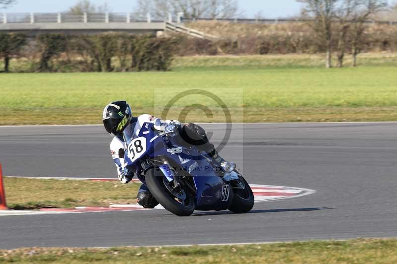 Motorcycle action photographs;Trackday digital images;event digital images;eventdigitalimages;no limits trackday;peter wileman photography;snetterton;snetterton circuit norfolk;snetterton photographs;trackday;trackday photos