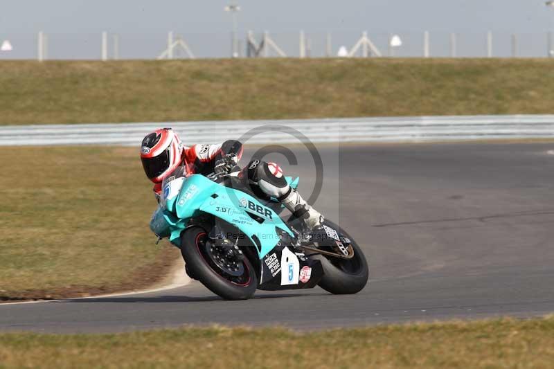 Motorcycle action photographs;Trackday digital images;event digital images;eventdigitalimages;no limits trackday;peter wileman photography;snetterton;snetterton circuit norfolk;snetterton photographs;trackday;trackday photos