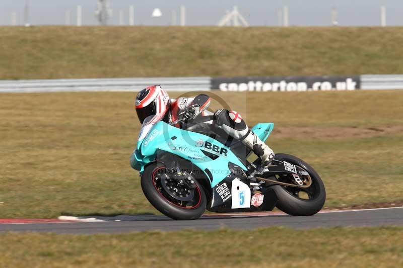 Motorcycle action photographs;Trackday digital images;event digital images;eventdigitalimages;no limits trackday;peter wileman photography;snetterton;snetterton circuit norfolk;snetterton photographs;trackday;trackday photos