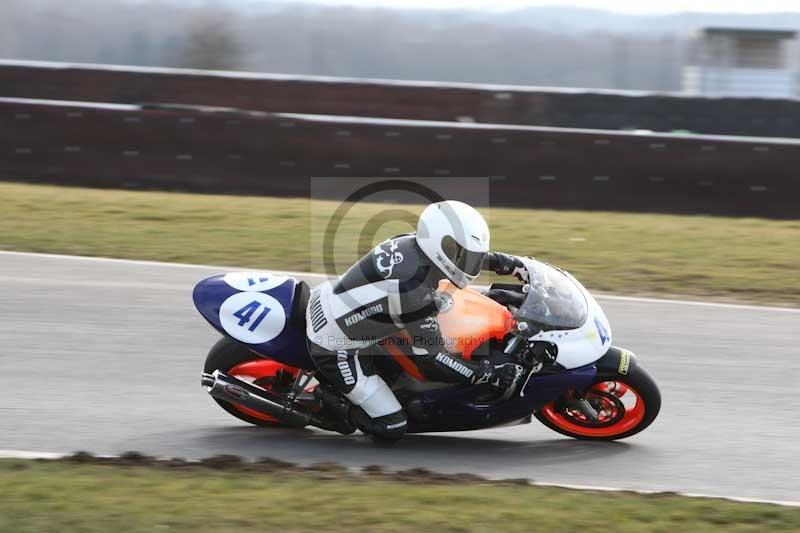 Motorcycle action photographs;Trackday digital images;event digital images;eventdigitalimages;no limits trackday;peter wileman photography;snetterton;snetterton circuit norfolk;snetterton photographs;trackday;trackday photos