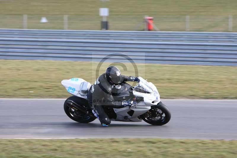 Motorcycle action photographs;Trackday digital images;event digital images;eventdigitalimages;no limits trackday;peter wileman photography;snetterton;snetterton circuit norfolk;snetterton photographs;trackday;trackday photos