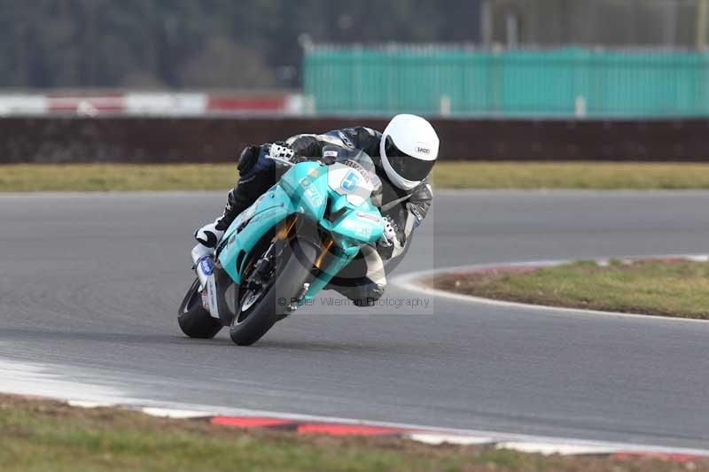 Motorcycle action photographs;Trackday digital images;event digital images;eventdigitalimages;no limits trackday;peter wileman photography;snetterton;snetterton circuit norfolk;snetterton photographs;trackday;trackday photos