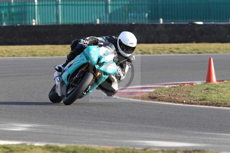 Motorcycle action photographs;Trackday digital images;event digital images;eventdigitalimages;no limits trackday;peter wileman photography;snetterton;snetterton circuit norfolk;snetterton photographs;trackday;trackday photos