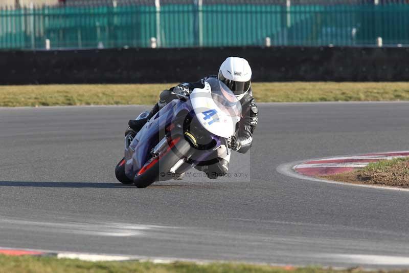 Motorcycle action photographs;Trackday digital images;event digital images;eventdigitalimages;no limits trackday;peter wileman photography;snetterton;snetterton circuit norfolk;snetterton photographs;trackday;trackday photos