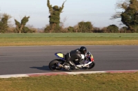 Motorcycle-action-photographs;Trackday-digital-images;event-digital-images;eventdigitalimages;no-limits-trackday;peter-wileman-photography;snetterton;snetterton-circuit-norfolk;snetterton-photographs;trackday;trackday-photos