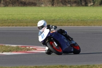 Motorcycle-action-photographs;Trackday-digital-images;event-digital-images;eventdigitalimages;no-limits-trackday;peter-wileman-photography;snetterton;snetterton-circuit-norfolk;snetterton-photographs;trackday;trackday-photos