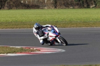 Motorcycle-action-photographs;Trackday-digital-images;event-digital-images;eventdigitalimages;no-limits-trackday;peter-wileman-photography;snetterton;snetterton-circuit-norfolk;snetterton-photographs;trackday;trackday-photos