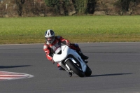 Motorcycle-action-photographs;Trackday-digital-images;event-digital-images;eventdigitalimages;no-limits-trackday;peter-wileman-photography;snetterton;snetterton-circuit-norfolk;snetterton-photographs;trackday;trackday-photos