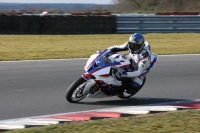 Motorcycle-action-photographs;Trackday-digital-images;event-digital-images;eventdigitalimages;no-limits-trackday;peter-wileman-photography;snetterton;snetterton-circuit-norfolk;snetterton-photographs;trackday;trackday-photos