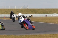 Motorcycle-action-photographs;Trackday-digital-images;event-digital-images;eventdigitalimages;no-limits-trackday;peter-wileman-photography;snetterton;snetterton-circuit-norfolk;snetterton-photographs;trackday;trackday-photos