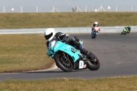 Motorcycle-action-photographs;Trackday-digital-images;event-digital-images;eventdigitalimages;no-limits-trackday;peter-wileman-photography;snetterton;snetterton-circuit-norfolk;snetterton-photographs;trackday;trackday-photos