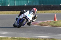 Motorcycle-action-photographs;Trackday-digital-images;event-digital-images;eventdigitalimages;no-limits-trackday;peter-wileman-photography;snetterton;snetterton-circuit-norfolk;snetterton-photographs;trackday;trackday-photos