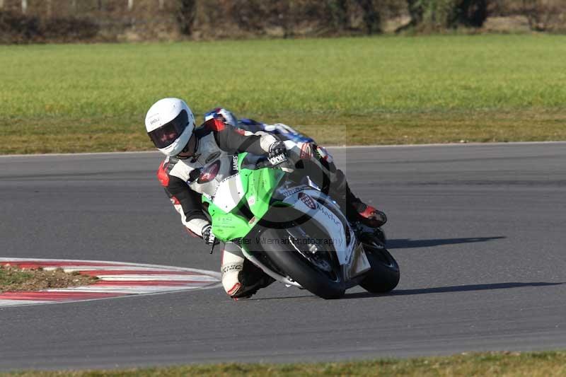 Motorcycle action photographs;Trackday digital images;event digital images;eventdigitalimages;no limits trackday;peter wileman photography;snetterton;snetterton circuit norfolk;snetterton photographs;trackday;trackday photos