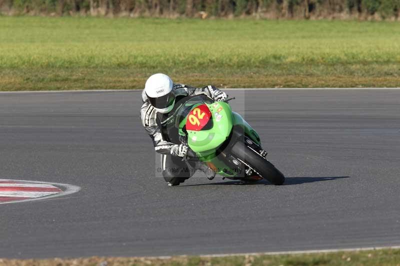 Motorcycle action photographs;Trackday digital images;event digital images;eventdigitalimages;no limits trackday;peter wileman photography;snetterton;snetterton circuit norfolk;snetterton photographs;trackday;trackday photos
