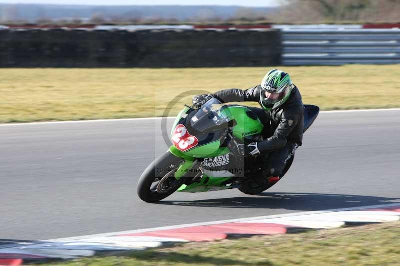 Motorcycle action photographs;Trackday digital images;event digital images;eventdigitalimages;no limits trackday;peter wileman photography;snetterton;snetterton circuit norfolk;snetterton photographs;trackday;trackday photos