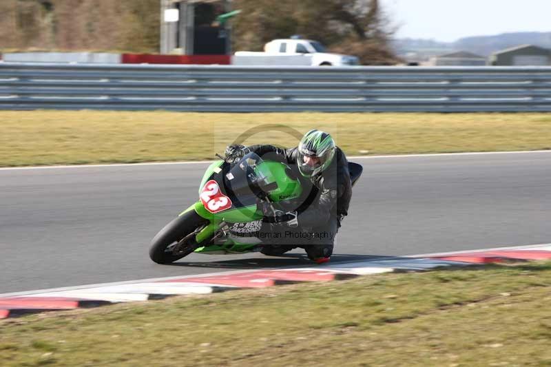 Motorcycle action photographs;Trackday digital images;event digital images;eventdigitalimages;no limits trackday;peter wileman photography;snetterton;snetterton circuit norfolk;snetterton photographs;trackday;trackday photos