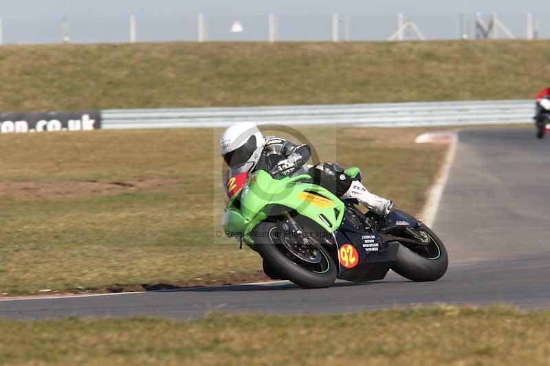 Motorcycle action photographs;Trackday digital images;event digital images;eventdigitalimages;no limits trackday;peter wileman photography;snetterton;snetterton circuit norfolk;snetterton photographs;trackday;trackday photos