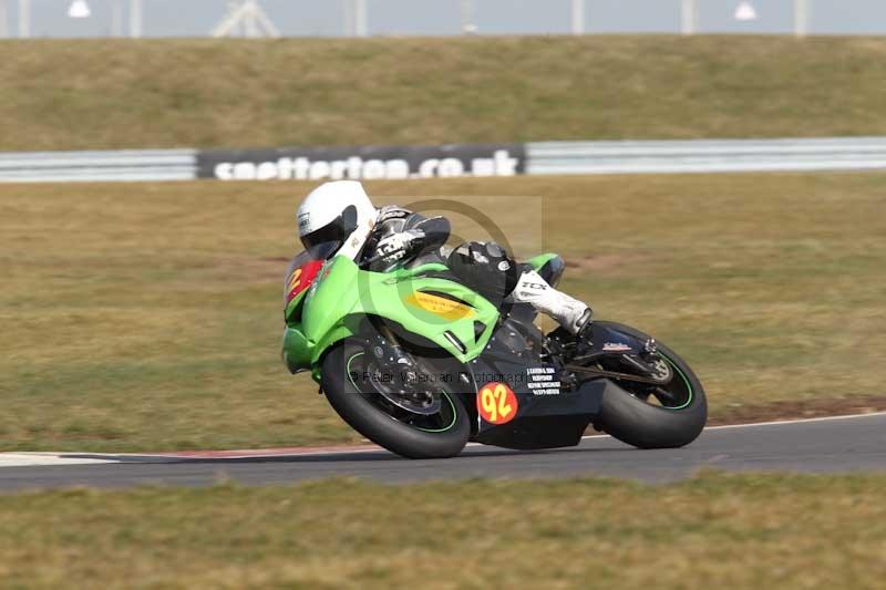 Motorcycle action photographs;Trackday digital images;event digital images;eventdigitalimages;no limits trackday;peter wileman photography;snetterton;snetterton circuit norfolk;snetterton photographs;trackday;trackday photos