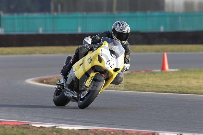 Motorcycle action photographs;Trackday digital images;event digital images;eventdigitalimages;no limits trackday;peter wileman photography;snetterton;snetterton circuit norfolk;snetterton photographs;trackday;trackday photos