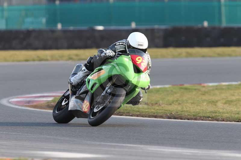 Motorcycle action photographs;Trackday digital images;event digital images;eventdigitalimages;no limits trackday;peter wileman photography;snetterton;snetterton circuit norfolk;snetterton photographs;trackday;trackday photos