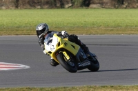 Motorcycle-action-photographs;Trackday-digital-images;event-digital-images;eventdigitalimages;no-limits-trackday;peter-wileman-photography;snetterton;snetterton-circuit-norfolk;snetterton-photographs;trackday;trackday-photos