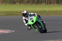Motorcycle-action-photographs;Trackday-digital-images;event-digital-images;eventdigitalimages;no-limits-trackday;peter-wileman-photography;snetterton;snetterton-circuit-norfolk;snetterton-photographs;trackday;trackday-photos