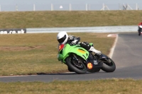 Motorcycle-action-photographs;Trackday-digital-images;event-digital-images;eventdigitalimages;no-limits-trackday;peter-wileman-photography;snetterton;snetterton-circuit-norfolk;snetterton-photographs;trackday;trackday-photos