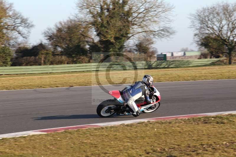 Motorcycle action photographs;Trackday digital images;event digital images;eventdigitalimages;no limits trackday;peter wileman photography;snetterton;snetterton circuit norfolk;snetterton photographs;trackday;trackday photos