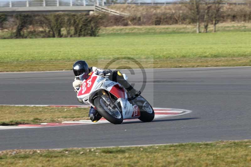 Motorcycle action photographs;Trackday digital images;event digital images;eventdigitalimages;no limits trackday;peter wileman photography;snetterton;snetterton circuit norfolk;snetterton photographs;trackday;trackday photos