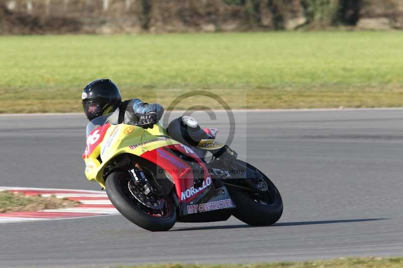 Motorcycle action photographs;Trackday digital images;event digital images;eventdigitalimages;no limits trackday;peter wileman photography;snetterton;snetterton circuit norfolk;snetterton photographs;trackday;trackday photos