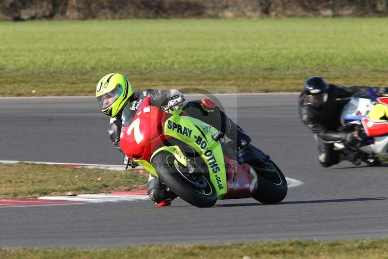 Motorcycle action photographs;Trackday digital images;event digital images;eventdigitalimages;no limits trackday;peter wileman photography;snetterton;snetterton circuit norfolk;snetterton photographs;trackday;trackday photos