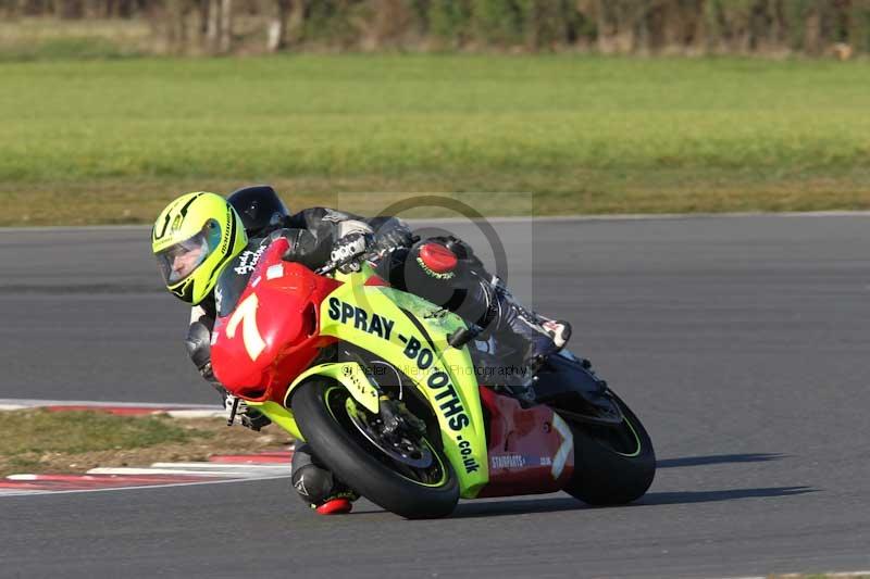 Motorcycle action photographs;Trackday digital images;event digital images;eventdigitalimages;no limits trackday;peter wileman photography;snetterton;snetterton circuit norfolk;snetterton photographs;trackday;trackday photos