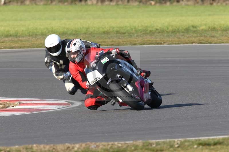 Motorcycle action photographs;Trackday digital images;event digital images;eventdigitalimages;no limits trackday;peter wileman photography;snetterton;snetterton circuit norfolk;snetterton photographs;trackday;trackday photos