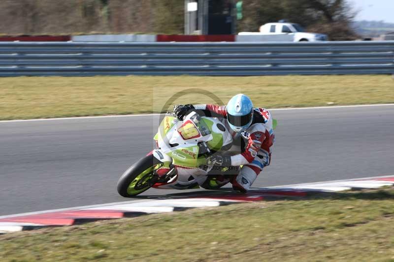 Motorcycle action photographs;Trackday digital images;event digital images;eventdigitalimages;no limits trackday;peter wileman photography;snetterton;snetterton circuit norfolk;snetterton photographs;trackday;trackday photos