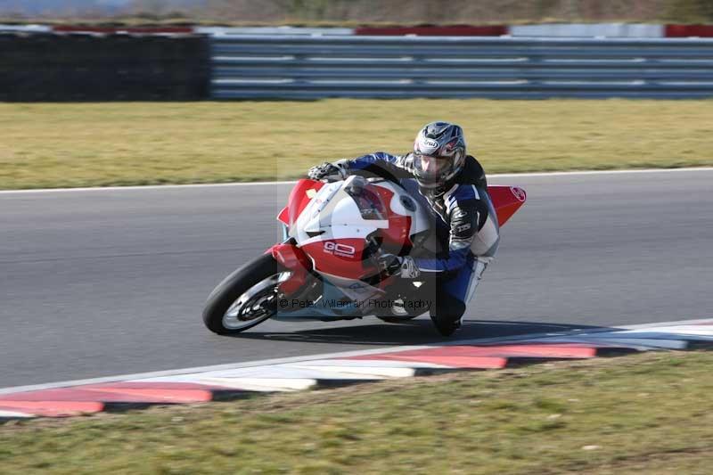 Motorcycle action photographs;Trackday digital images;event digital images;eventdigitalimages;no limits trackday;peter wileman photography;snetterton;snetterton circuit norfolk;snetterton photographs;trackday;trackday photos