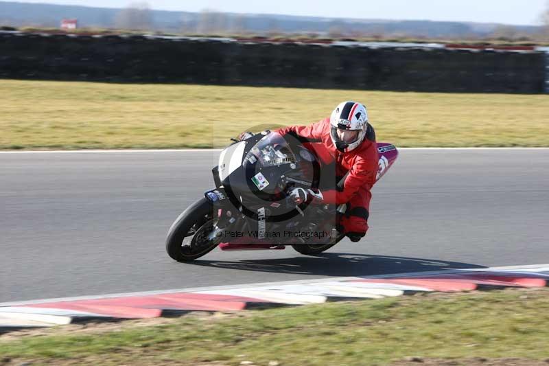 Motorcycle action photographs;Trackday digital images;event digital images;eventdigitalimages;no limits trackday;peter wileman photography;snetterton;snetterton circuit norfolk;snetterton photographs;trackday;trackday photos