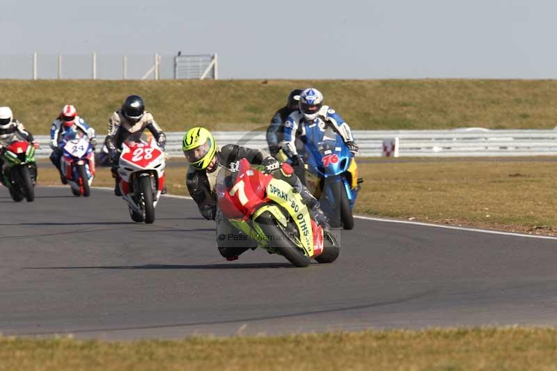 Motorcycle action photographs;Trackday digital images;event digital images;eventdigitalimages;no limits trackday;peter wileman photography;snetterton;snetterton circuit norfolk;snetterton photographs;trackday;trackday photos