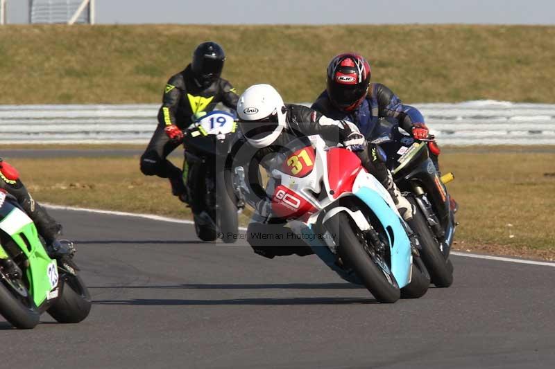 Motorcycle action photographs;Trackday digital images;event digital images;eventdigitalimages;no limits trackday;peter wileman photography;snetterton;snetterton circuit norfolk;snetterton photographs;trackday;trackday photos