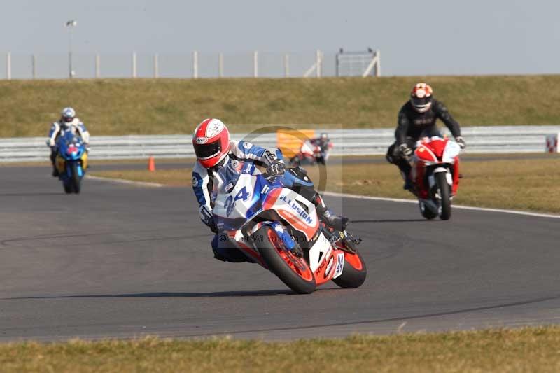 Motorcycle action photographs;Trackday digital images;event digital images;eventdigitalimages;no limits trackday;peter wileman photography;snetterton;snetterton circuit norfolk;snetterton photographs;trackday;trackday photos