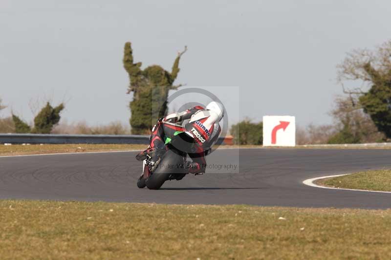 Motorcycle action photographs;Trackday digital images;event digital images;eventdigitalimages;no limits trackday;peter wileman photography;snetterton;snetterton circuit norfolk;snetterton photographs;trackday;trackday photos