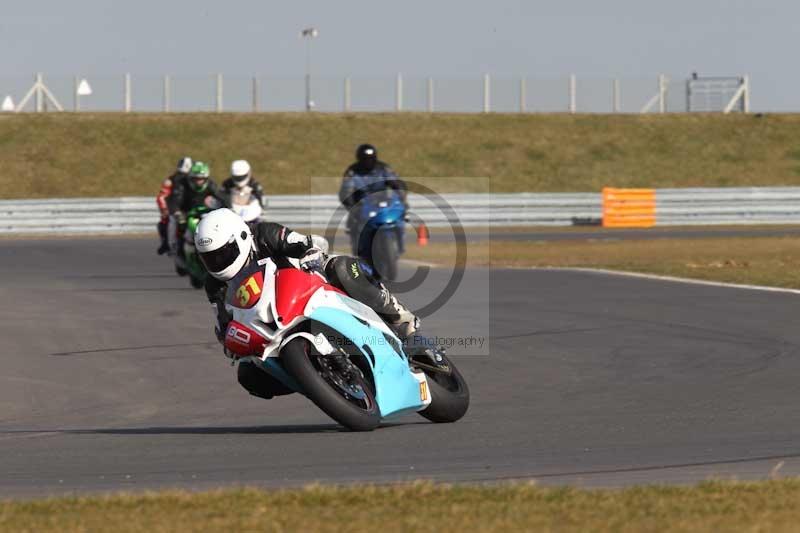 Motorcycle action photographs;Trackday digital images;event digital images;eventdigitalimages;no limits trackday;peter wileman photography;snetterton;snetterton circuit norfolk;snetterton photographs;trackday;trackday photos