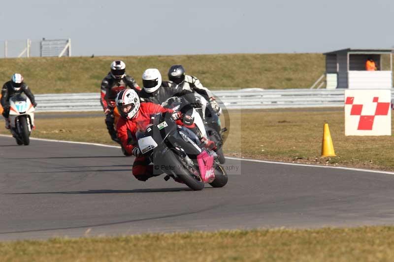 Motorcycle action photographs;Trackday digital images;event digital images;eventdigitalimages;no limits trackday;peter wileman photography;snetterton;snetterton circuit norfolk;snetterton photographs;trackday;trackday photos