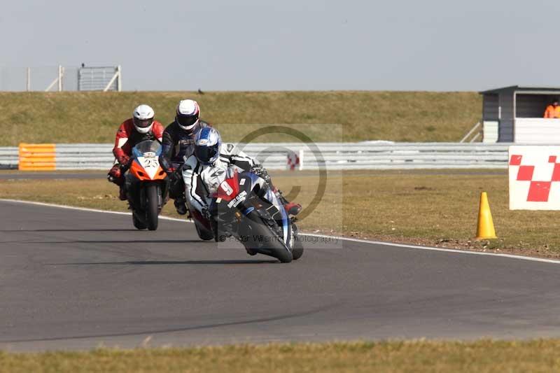 Motorcycle action photographs;Trackday digital images;event digital images;eventdigitalimages;no limits trackday;peter wileman photography;snetterton;snetterton circuit norfolk;snetterton photographs;trackday;trackday photos