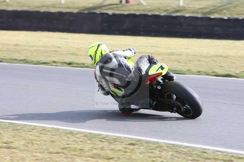 Motorcycle action photographs;Trackday digital images;event digital images;eventdigitalimages;no limits trackday;peter wileman photography;snetterton;snetterton circuit norfolk;snetterton photographs;trackday;trackday photos