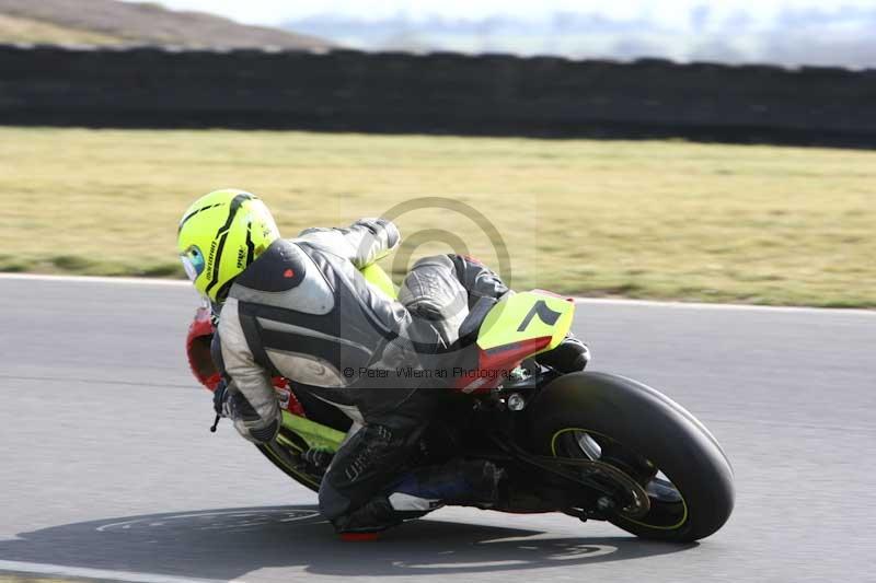Motorcycle action photographs;Trackday digital images;event digital images;eventdigitalimages;no limits trackday;peter wileman photography;snetterton;snetterton circuit norfolk;snetterton photographs;trackday;trackday photos