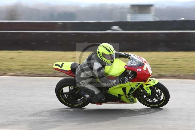 Motorcycle action photographs;Trackday digital images;event digital images;eventdigitalimages;no limits trackday;peter wileman photography;snetterton;snetterton circuit norfolk;snetterton photographs;trackday;trackday photos