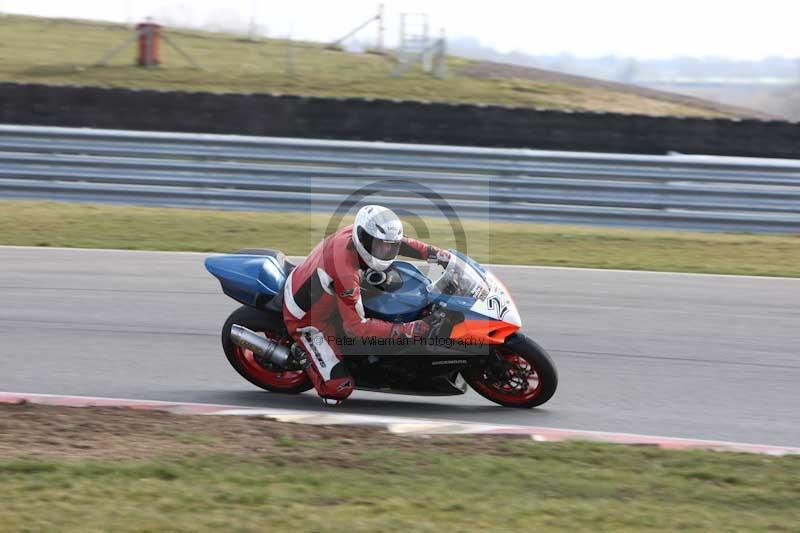 Motorcycle action photographs;Trackday digital images;event digital images;eventdigitalimages;no limits trackday;peter wileman photography;snetterton;snetterton circuit norfolk;snetterton photographs;trackday;trackday photos