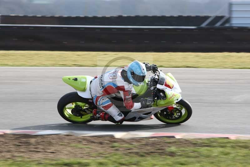Motorcycle action photographs;Trackday digital images;event digital images;eventdigitalimages;no limits trackday;peter wileman photography;snetterton;snetterton circuit norfolk;snetterton photographs;trackday;trackday photos