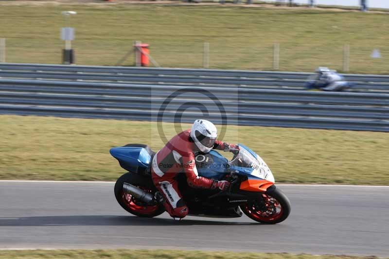 Motorcycle action photographs;Trackday digital images;event digital images;eventdigitalimages;no limits trackday;peter wileman photography;snetterton;snetterton circuit norfolk;snetterton photographs;trackday;trackday photos
